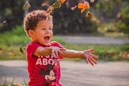 姓安寓意顺口的名字男孩-周易测名字打分