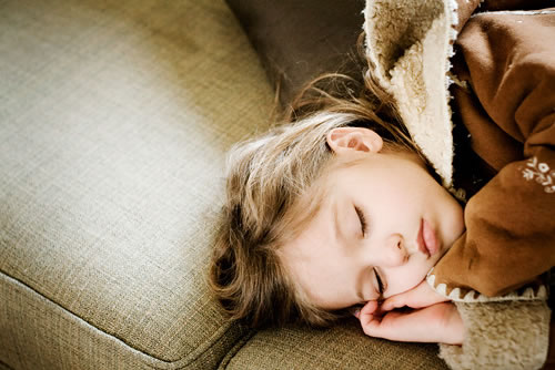 姓路五行带土名字女孩狗年-宝宝起名打分