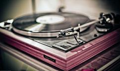 五行属水女孩名字大全(顺利寓意)