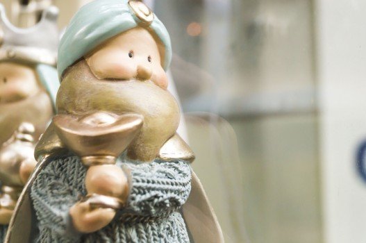 鸡年五行缺金女孩名字-名字打分测试