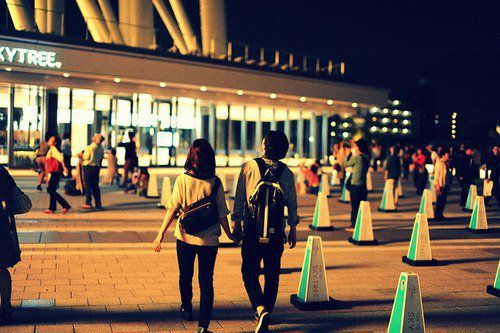 鸡年五行缺土女孩名字-姓名测试打分
