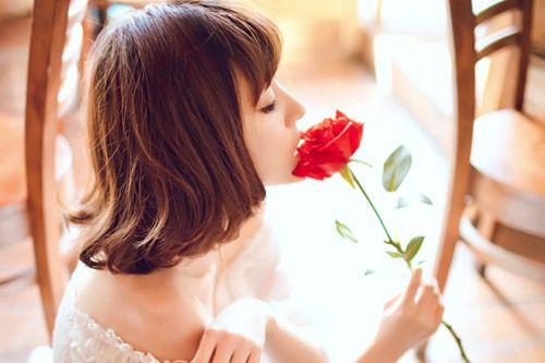 五行缺木女孩名字兔年-名字免费打分